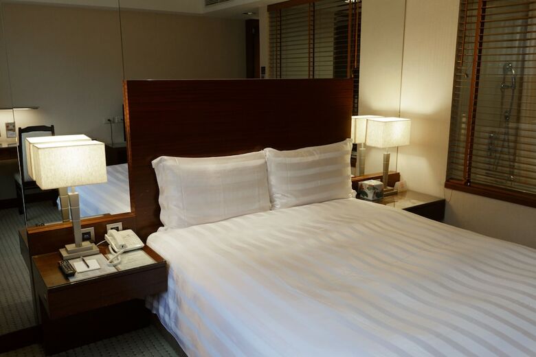 Jen Dow International Hotel