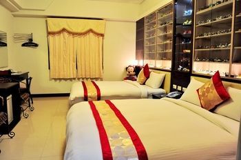 Warner Leisure Hotel