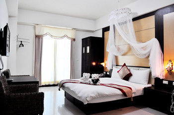 Warner Leisure Hotel