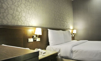 Say Love Hotel