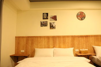 Ximen Wow Hostel
