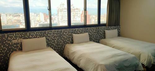 Shun-yi Business Hotel