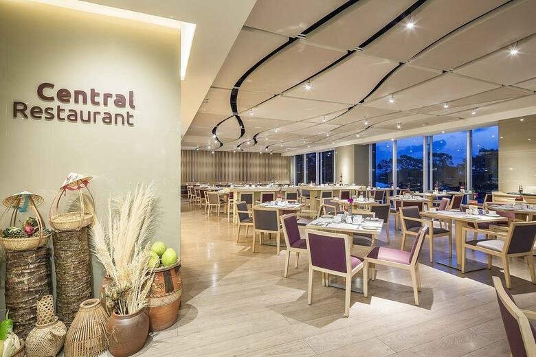 Hotel Liberty Central Saigon Riverside