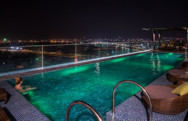Hotel Liberty Central Saigon Riverside