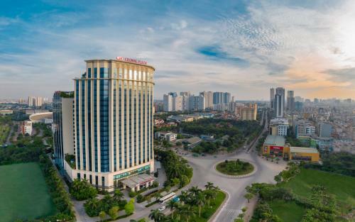 Aparthotel Crowne Plaza West Hanoi Residences