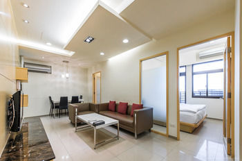Ch Service Apartment