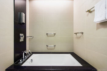 Ch Service Apartment