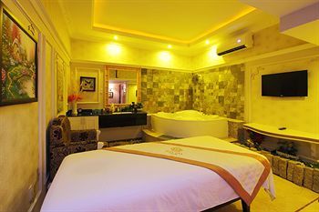 First Hotel Ho Chi Minh