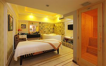 First Hotel Ho Chi Minh