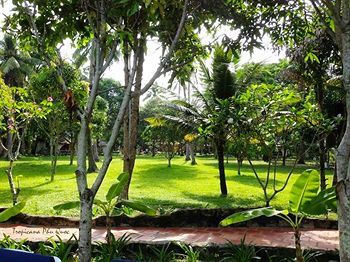 Hotel Tropicana Resort