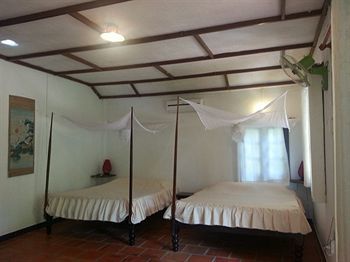 Hotel Tropicana Resort
