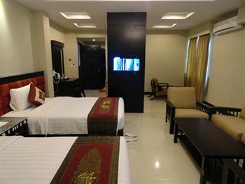 Rock Royal Hotel & Resort