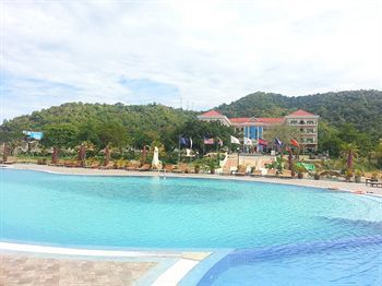 Rock Royal Hotel & Resort