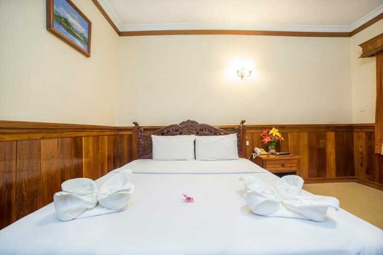 Banan Hotel