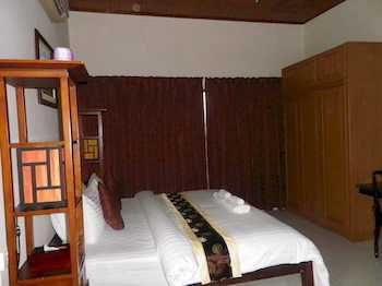 Hotel Manor House