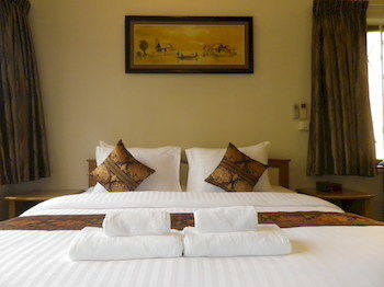 Hotel Manor House
