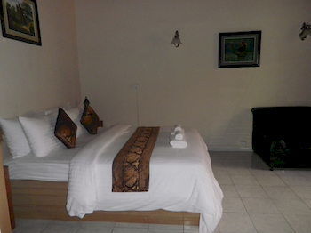 Hotel Manor House