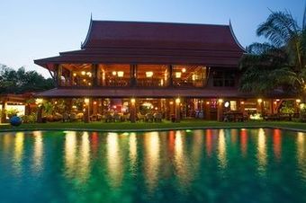 Hotel Baan Suchadaa Lampang Resort