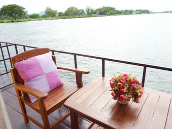 Hotel Tara Floating Raft Kanchanaburi