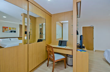 Hotel Kozy Inn