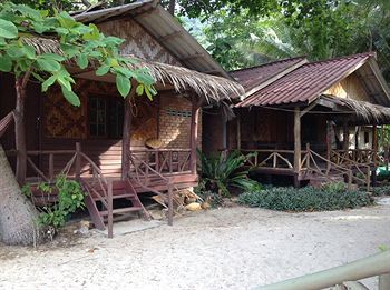 Apartamento Mai Pen Rai Bungalows