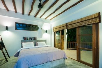Cape Shark Pool Villas