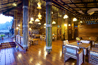 Apartamento The Floathouse River Kwai