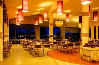 Hotel Aurora Resort
