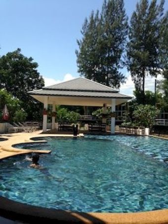Hotel Aurora Resort