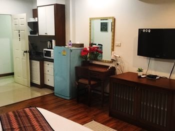 Aparthotel The Laguna Serviced Apartment
