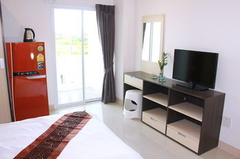 Hotel At Ease Residence Suvarnabhumi