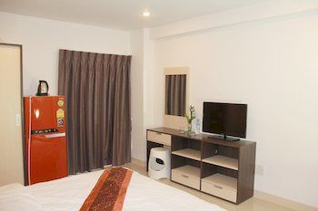 Hotel At Ease Residence Suvarnabhumi