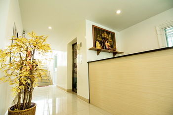 Hotel At Ease Residence Suvarnabhumi