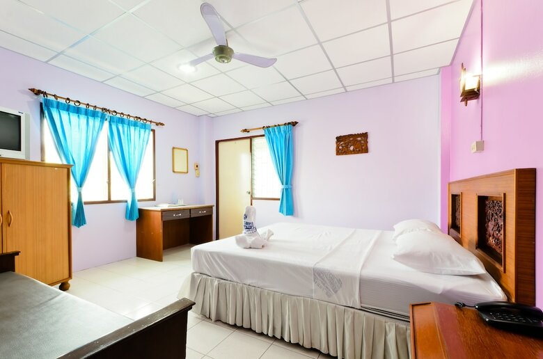 Hotel Sananwan Palace