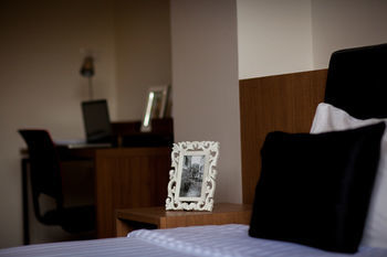Hotel Sriracha Orchid