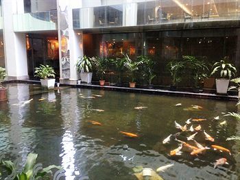 The City Hotel Sriracha