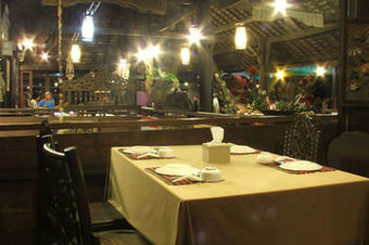 Hotel Tharnthong Lodges