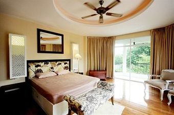 Villa Tamnak Beach House