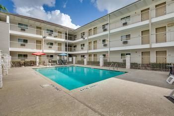 Hotel Howard Johnson
