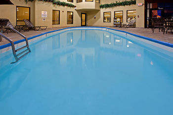 Hotel Comfort Suites