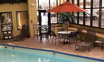 Hotel Comfort Suites