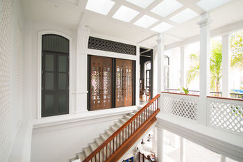 Little Nyonya Hotel