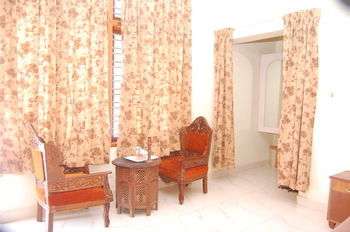 Hotel Hawah Beach Resort