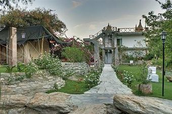 Hotel Lohagarh Fort Resort