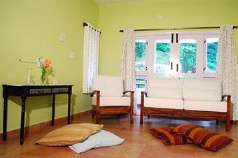 Hotel Amritasthanam Guest House And Retreat
