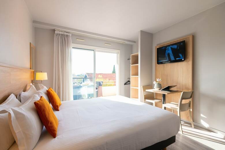 Hotel Rachel
