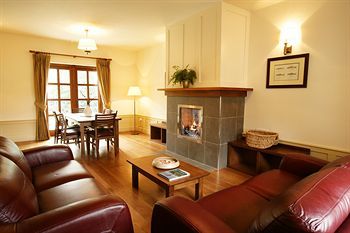 Hotel Mount Falcon