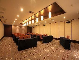 Hotel Ramada Suzhou Luzhi