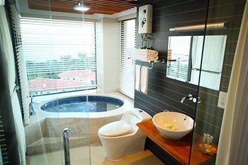Aparthotel 18 Degrees Blue Holiday Apartment