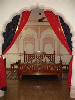 Hotel Welcomheritage Khimsar Fort